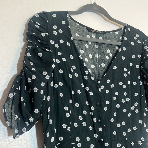 Zara Floral Print Wide Leg Cropped Length One Piece Jumpsuit Medium - Picture 4 of 7